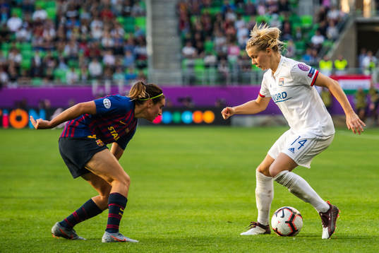 Mariona of Barcelona and Ada Hegerberg of Lyon
