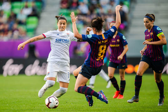 Dzsenifer Marozsán of Lyon and Marta of Barcelona