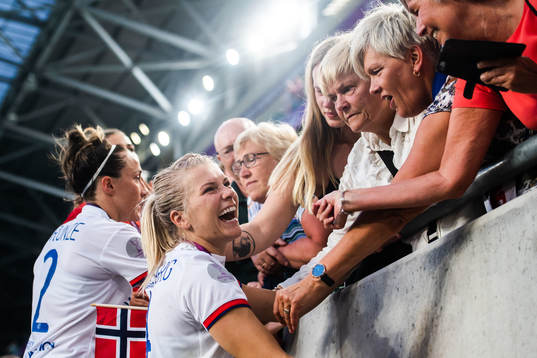 Ada Hegerberg of Lyon celebrates with her family