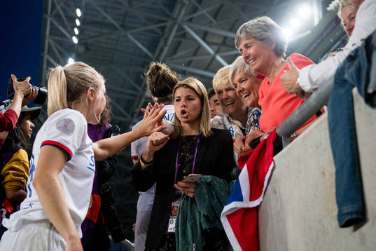 Ada Hegerberg of Lyon celebrates with her sister Andrine