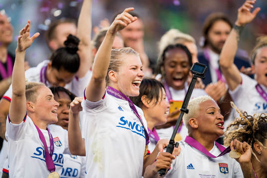 Ada Hegerberg of Lyon celebrates