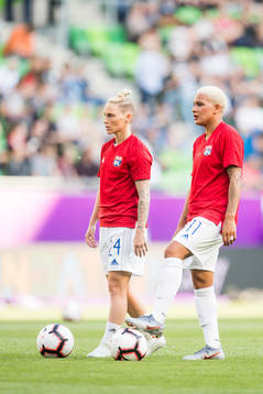 Jess Fishlock and Shanice van de Sanden of Lyon