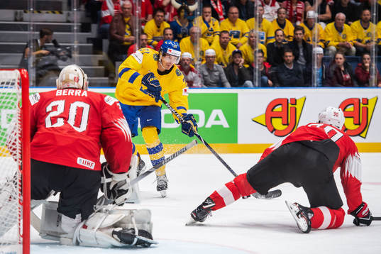 Loui Eriksson of Sweden