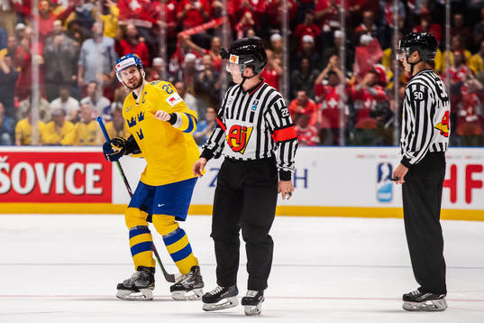 Oliver Ekman Larsson of Sweden in a discussion with the