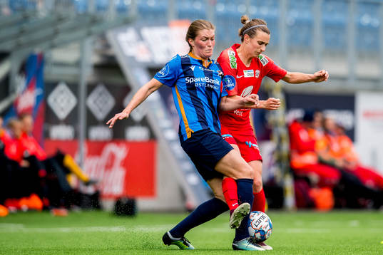 Louise Normann of Stabæk and Georgia Cloepfil of