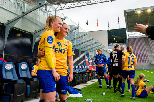 Marit Clausen and Julie Adserø of Trondheims-Ørn
