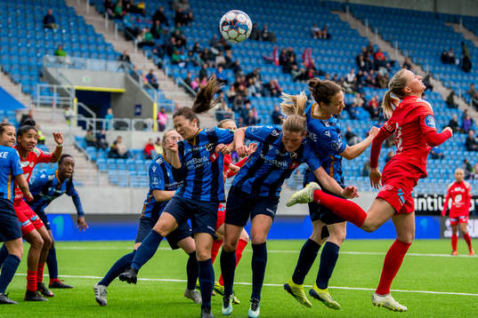 Siri Merete Grønli, Louise Normann and Melissa Bjånesøy