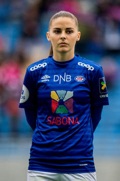 Jenna Dear of Vålerenga