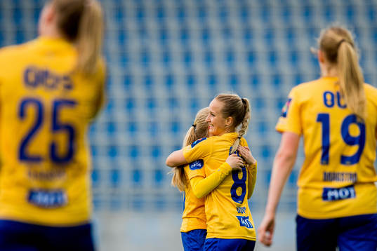Maria Olsvik celebrates