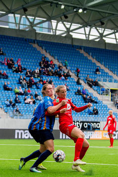 Louise Normann of Stabæk and Helene Gloppen of