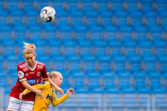 Mina Kjørum of Fart and Emilie Marie Joramo of