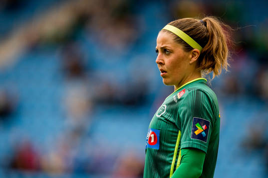 Goalkeeper Lene Lauve of Fart