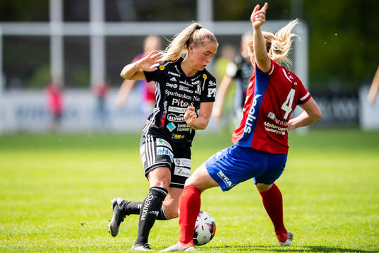 Piteås Ronja Aronsson och Vittsjös Catherine Bott