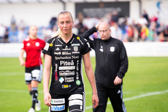 Piteås Julia Karlernäs deppar