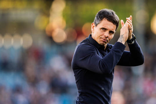 Simo Valakari, head coach of Tromsø, looks dejected