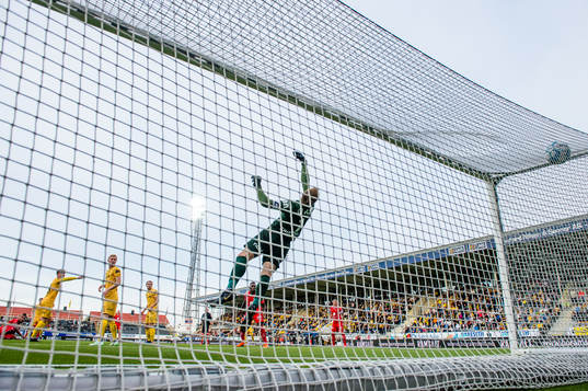 Bismar Gilberto Acosta Evans of Brann scores the 0-2 goal