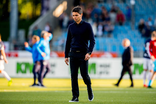 Simo Valakari, head coach of Tromsø, looks dejected
