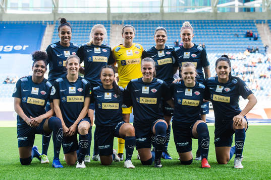 Players of Avaldsnes pose for a team group photo