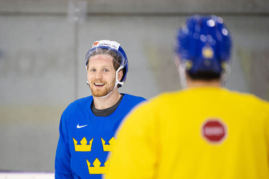 Gabriel Landeskog of Sweden at a practice session