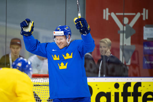 Patric Hörnqvist of Sweden at a practice session