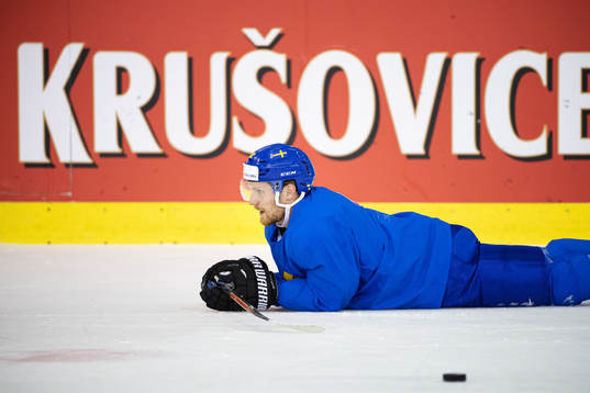 Gabriel Landeskog of Sweden at a practice session