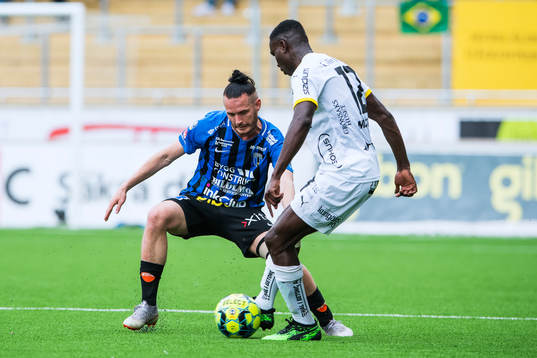 Häckens Godswill Ekpolo och Sirius Jonas Lindberg