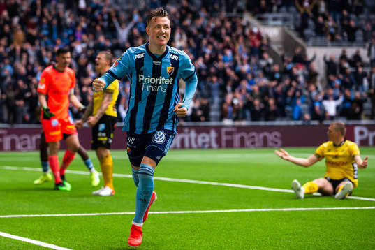 Djurgårdens Fredrik Ulvestad jublar