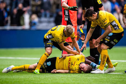 Elfsborgs Joakim Nilsson ligger ner