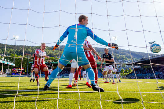 Kent-Are Antonsen of Tromsø scores 0-1 behind goalkeeper