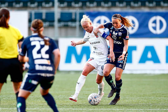 Rosengårds Caroline Seger och Linköpings Kosovare Asllani
