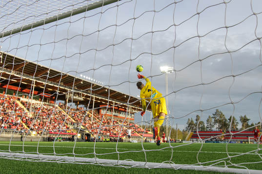 Örebros målvakt Oscar Jansson