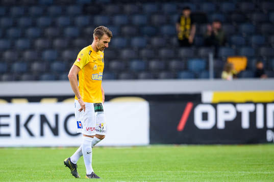 Falkenbergs Tobias Karlsson deppar