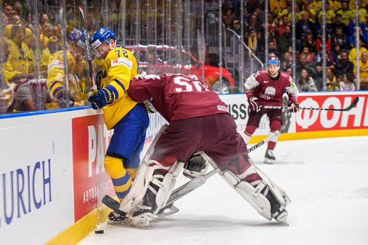 Patric Hörnqvist of Sweden in action with goaltender