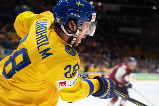 Elias Lindholm of Sweden
