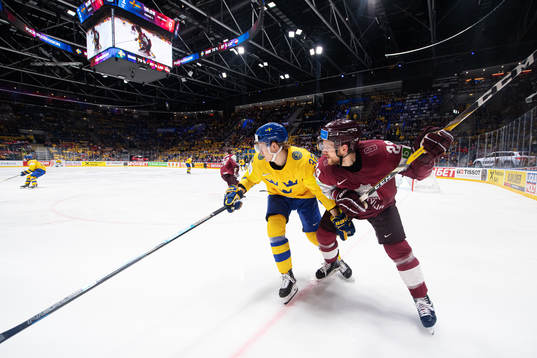 Oskar Lindblom of Sweden and Ralfs Freibergs of Latvia