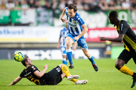 IFK Göteborgs Lasse Vibe och Hammarbys Darijan Bojanic