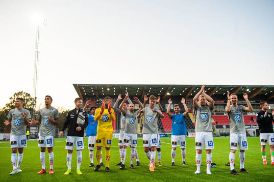Jönköpings spelare jublar