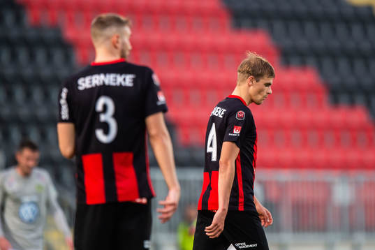 Brommapojkarnas Ali Suljic och Oscar Pehrsson deppar
