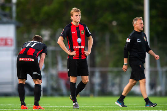Brommapojkarnas Oskar Fallenius deppar