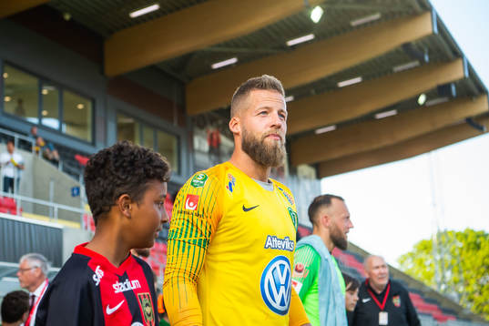 Jönköpings målvakt Frank Pettersson gör entré