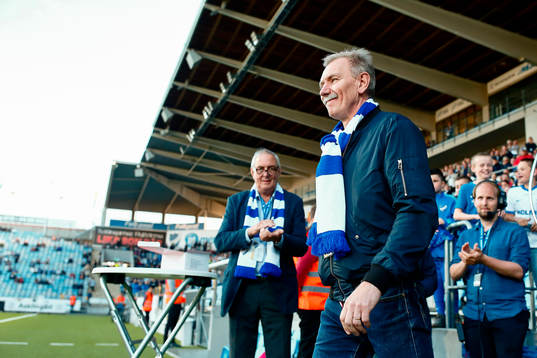 IFK NorrköpingsJanne Hellström firades för över 200