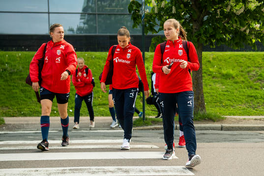 Kristine Minde, Vilde Bøe Risa and Guro Reiten of Norway