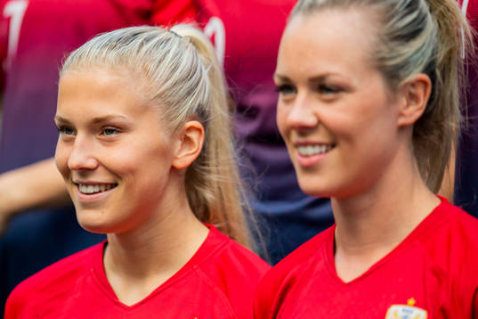 Emilie Nautnes and Stine Hovland of Norway