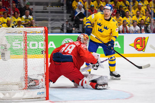 Gabriel Landeskog of Sweden scores the 1-0 goal behind