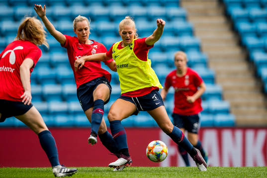Stine Hovland and Lisa-Marie Karlseng Utland of Norway
