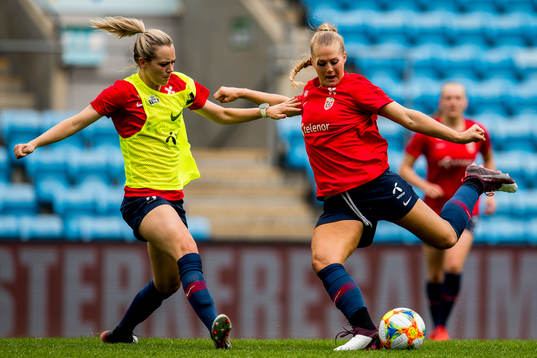 Stine Hovland and Lisa-Marie Karlseng Utland of Norway