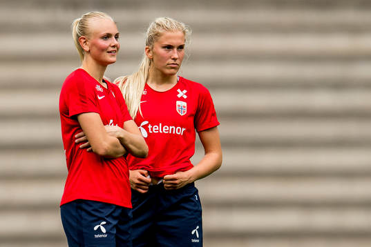 Karina Sævik and Emilie Nautnes of Norway