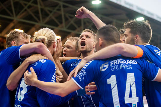 Ole Jørgen Halvorsen of Sarpsborg 08 celebrates the 0-1
