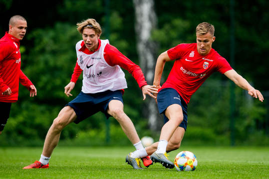 Kristian Thorstvedt and Leo Skiri Østigård of Norway