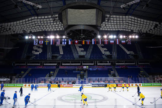 General view of team Sweden at a practice session